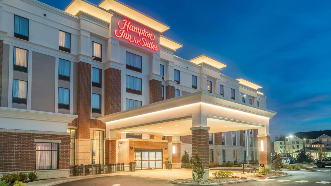 Hampton Inn & Suites Newburgh - Stewart Airport