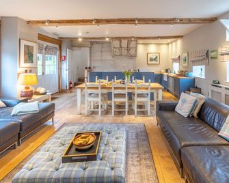 Belchamp Hall Coach House, Belchamp Walter - Sudbury - Living room