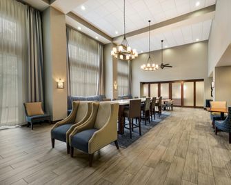 Hampton Inn & Suites Fredericksburg-at Celebrate Virginia - Fredericksburg - Restaurant