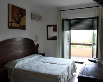 Hotel Mediterraneo - Santa Maria Navarrese - Schlafzimmer