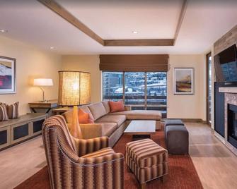 1 Bedroom Presidential Beaver Creek At Wyndham Avon - Avon - Living room