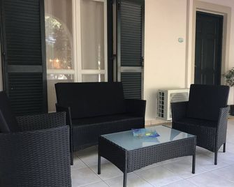 Sirios Villas No Problem To Find. - Acharavi - Patio