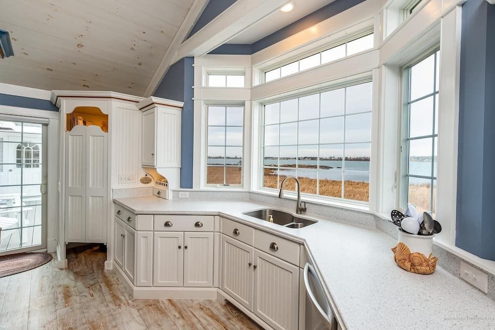 Nicest Waterfront in Maine w/ Private Beach! - Bailey Island - Cucina