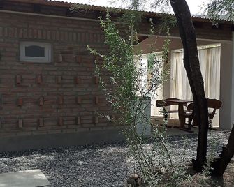 Abril - Cafayate - Patio