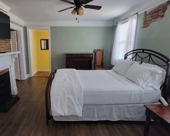 Beautiful apartment in the heart of downtown Bardstown, KY - Bardstown - Спальня