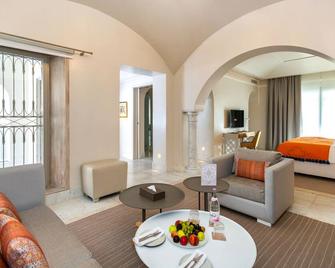 Dar El Jeld Hotel and Spa - Tunis - Huiskamer