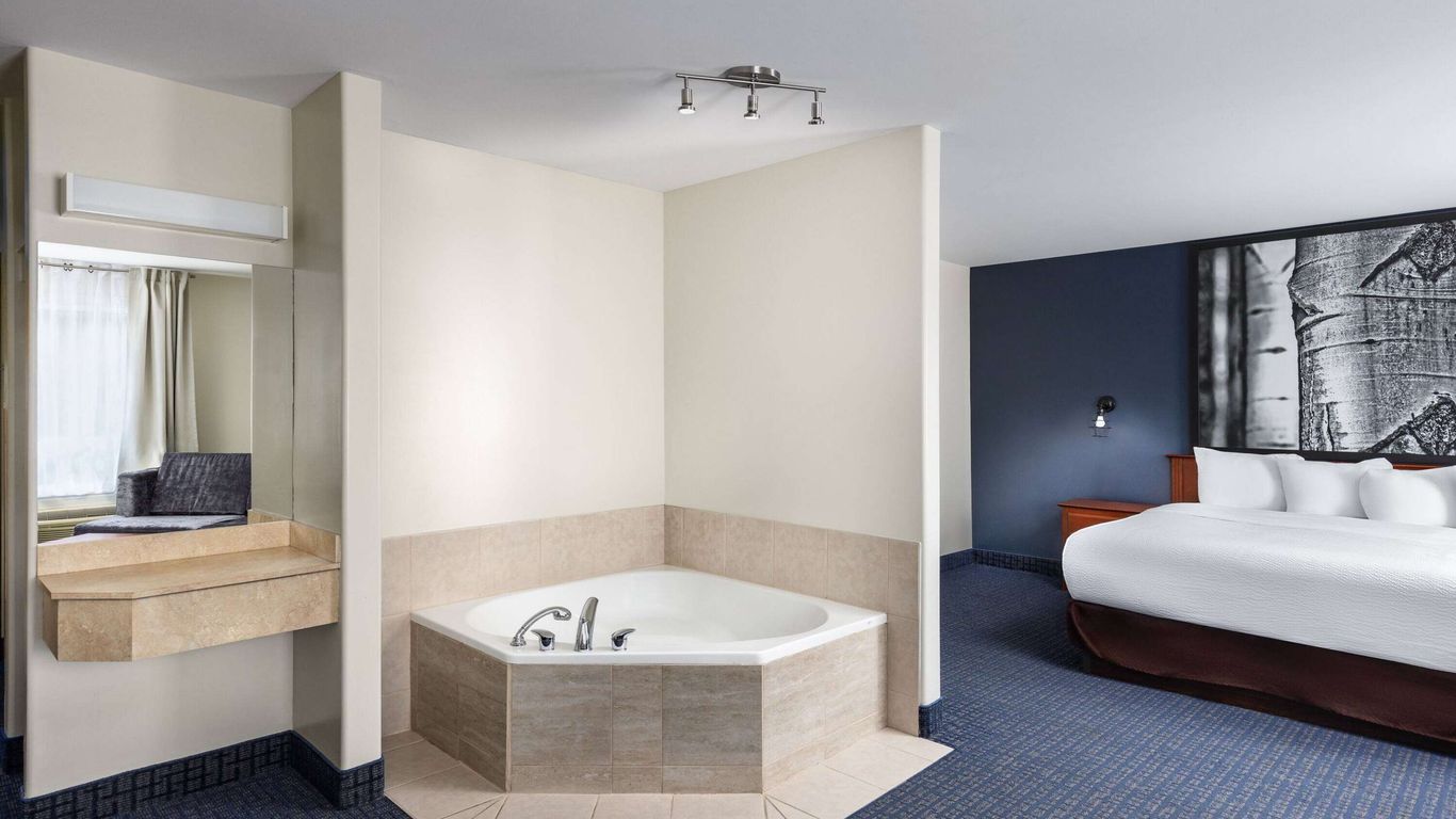 Super 8 by Wyndham Sainte Agathe Des Monts