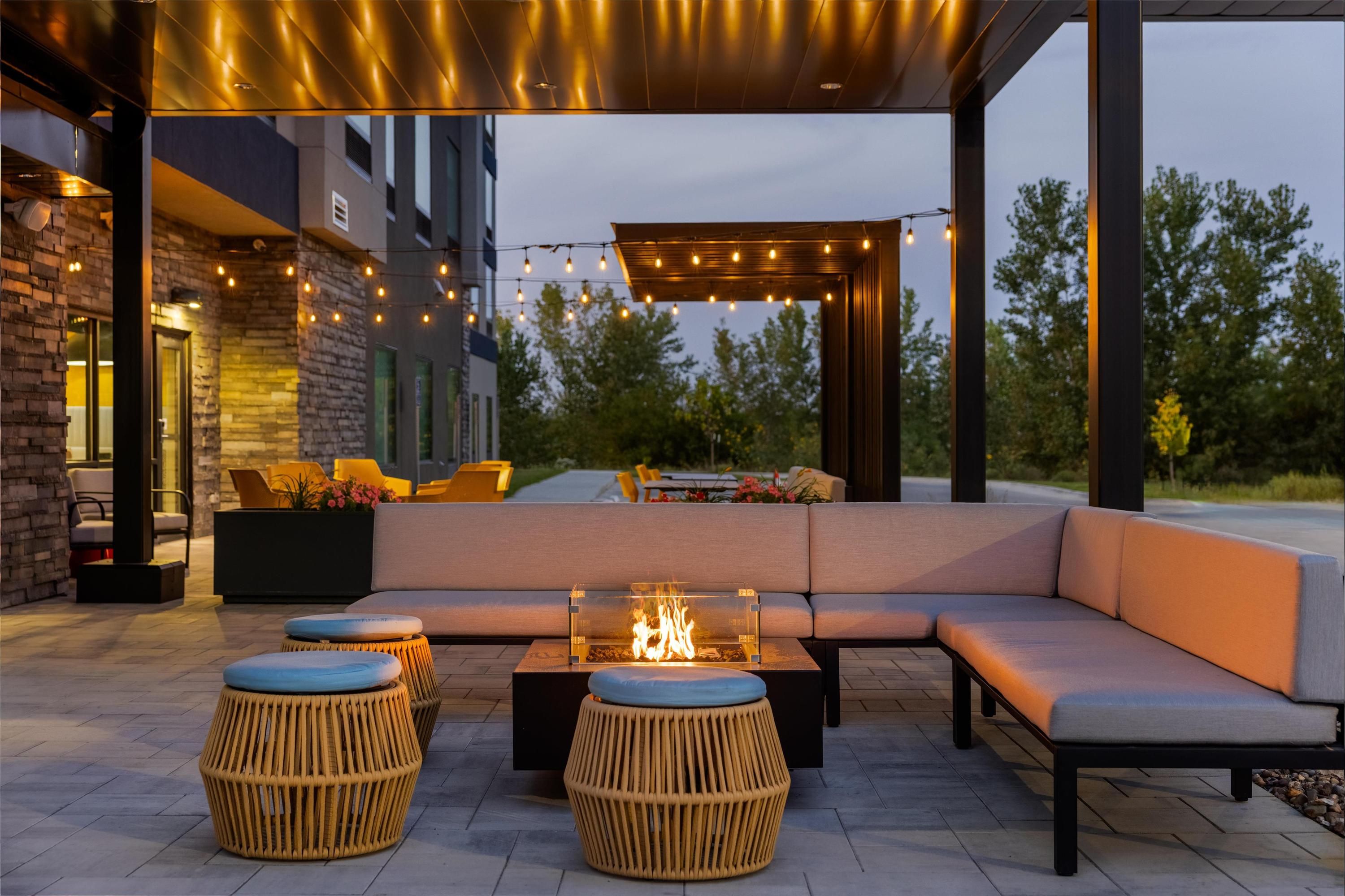 Home2 Suites By Hilton Ames - Ames - Byggnad