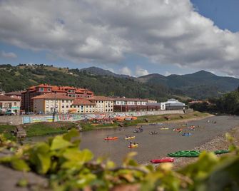 Grupo Hotelero La Pasera - Cangas de Onís - Strand