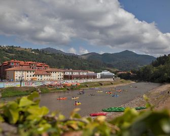 جروبو هوتيليرو لا باسيرا - كانغاس دي اونيس - شاطئ