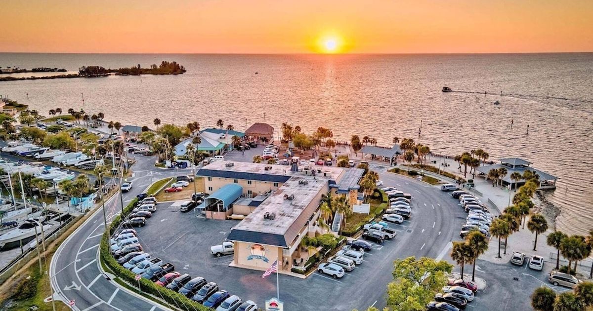 Inn on the Gulf from 156. Hudson Hotel Deals & Reviews KAYAK