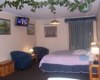 Adelaide Hills B&B Accommodation - Crafers - Bedroom