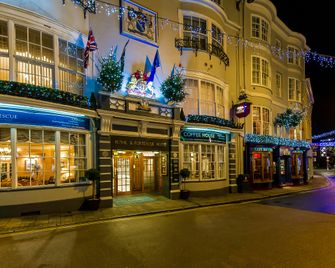 The Royal & Fortescue Hotel - Barnstaple - Bygning