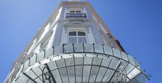 Armazéns Cogumbreiro - Ponta Delgada - Building