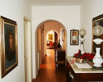 Kalimaka Bed & Breakfast - Scario - Hallway
