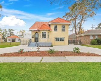 Spacious 4-bedroom house in wonderful New Orleans with WiFi, AC - New Orleans - Edificio