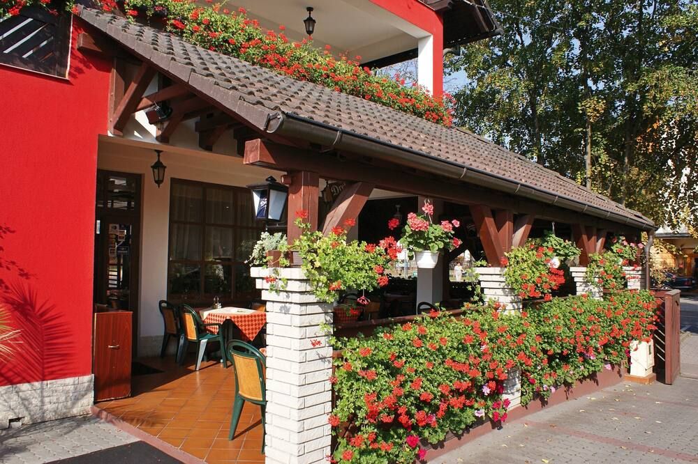 Korona Pension and Restaurant - Hévíz