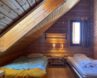 Irresistible log cabin, facing south, valley view, close to trails and hiking. - Saint-Michel-de-Chaillol - Chambre