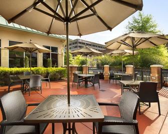Hilton Garden Inn Chattanooga Downtown - שאטאנוגה - פטיו