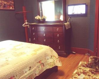 Glory Inn Downtown Moncton - Moncton - Schlafzimmer