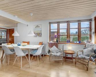 Amazing Home In Nysted With Wifi - Nysted - Dining room