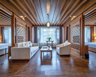 Lijiang Tianyu Boutique Hotel - ליז'יאנג - סלון