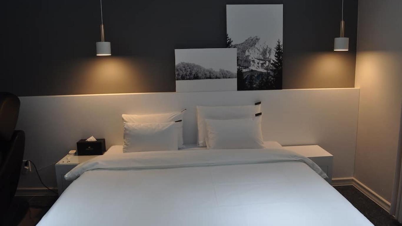 Hound Hotel Sangmu