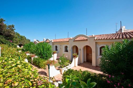 俱樂部酒店 - 阿札切納 - 阿爾扎凱納 - 建築