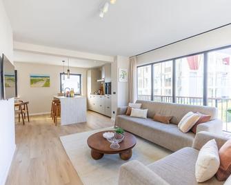 Huswell - Modern family apartment with balcony and parking - Cadzand - Wohnzimmer