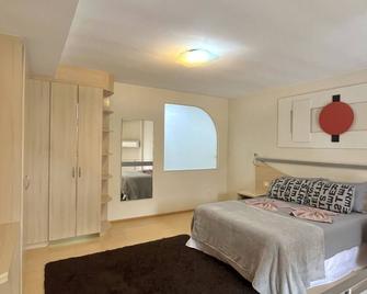 Saint Sebastian Flat 602- Com Hidro! até 3 pessoas, Duplex, no centro - Jaraguá do Sul - Schlafzimmer