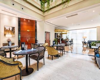 Eurostars Gran Hotel Santiago - סנטיאגו דה קומפוסטלה - מסעדה