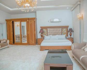 Sakasa hotel and suites - Kano - Bedroom