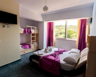 Hotel Garden - Radhimë - Habitación