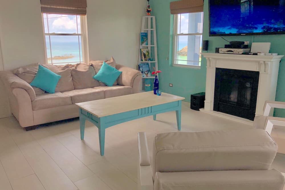 Modern Beach House @ Tobacco Bay + Twizzy Charger - Saint George's - Sala de estar