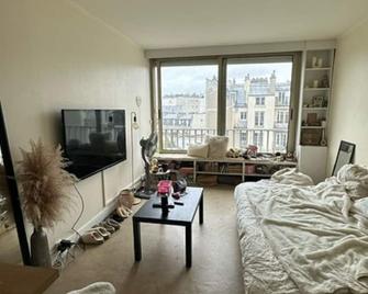 Studio Arc de Triomphe - Paris - Living room