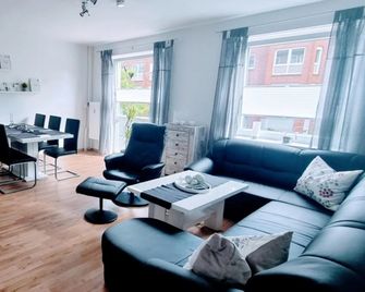 Fewo-Alter Plussize - Wilhelmshaven - Living room