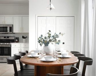 Family Friendly Alabaster Townhouse Off - Alabaster - Comedor