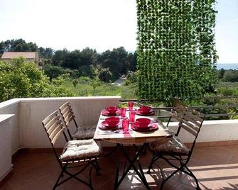 Apartments with a swimming pool Stari Grad, Hvar - 4015 - Stari Grad - Balkon