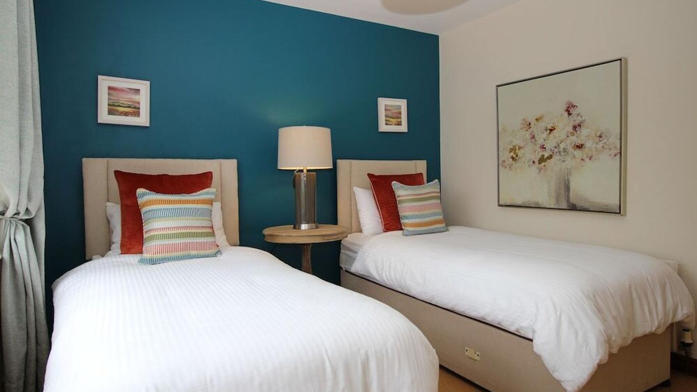 لورجان هاوس بيد آند بريكفاست