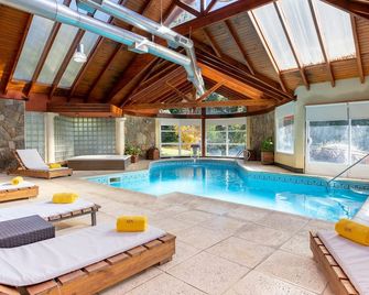 Guardianes Del Bayo - Villa La Angostura - Pool