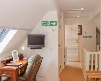 Wash House Cottage, Pet Friendly, With A Garden In Much Wenlock - Much Wenlock
