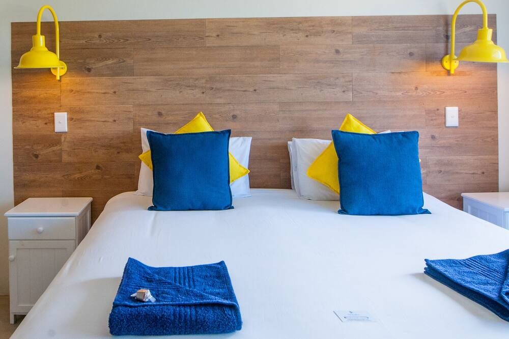 Plett Beachfront Accommodation - פלטנברג ביי - חדר שינה
