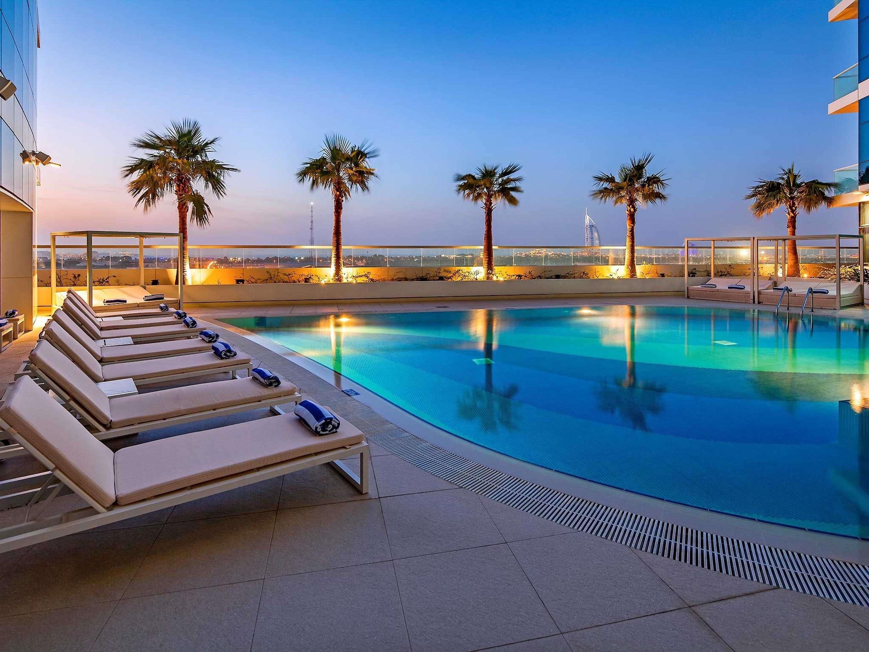 Aparthotel Adagio Premium Dubai Al Barsha - Dubai - Pool