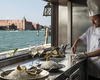 فندق لا كالكينا - البندقية - مطعم