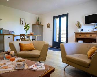 Le Quai Huppé, voie 1 - Noyelles-sur-Mer - Salon