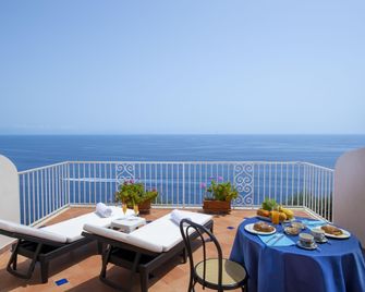 Open Gate - Praiano - Balcony