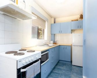 Yamba Towers 2 - Ljhooker Yamba - Yamba - Cucina