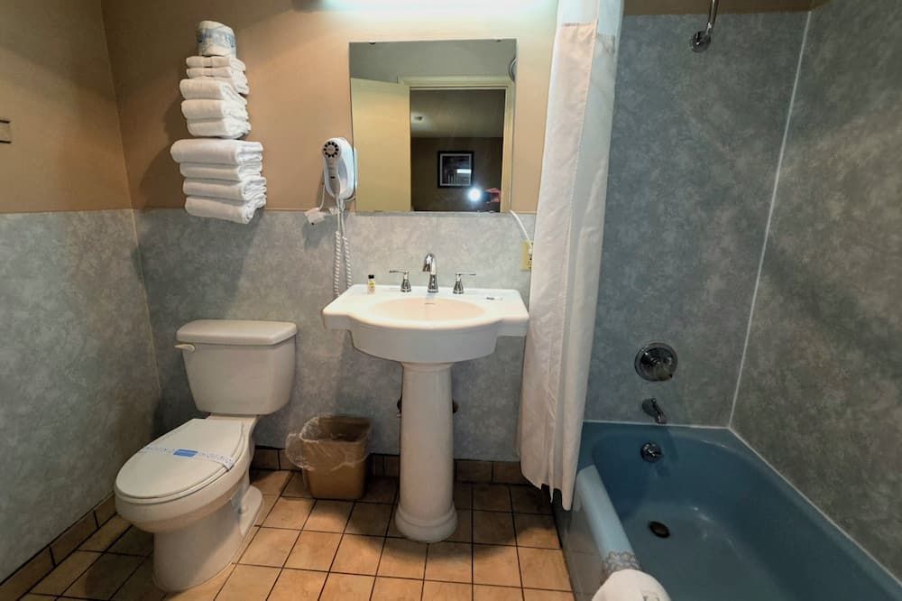 Monroe Motel - Monroe