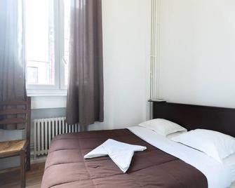 Hôtel Le Paris Brest - Lens - Bedroom
