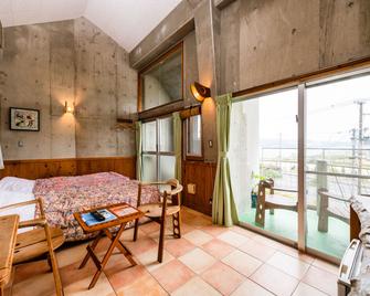Buzz Resort - Onna - Living room